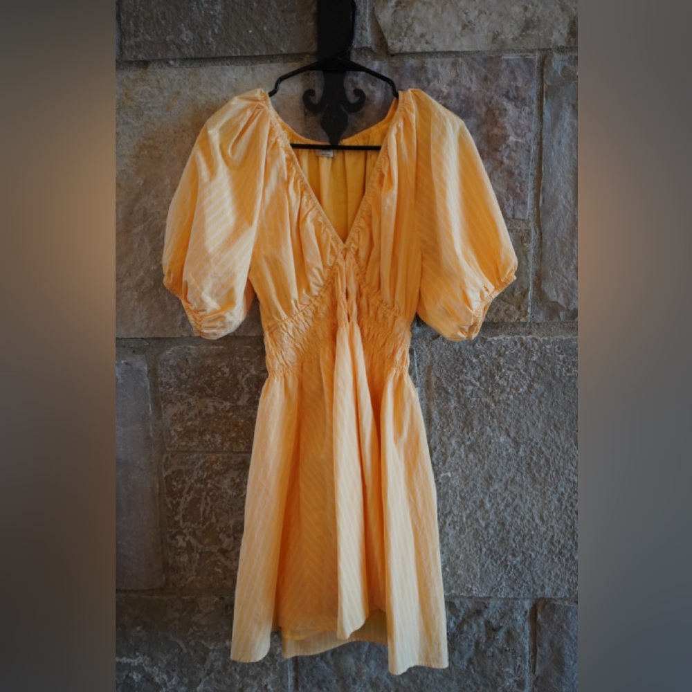 Wilfred Sunlit Puff Sleeve Dress